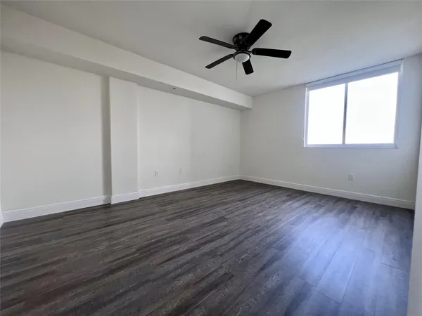 $2,275 | 19455 Northeast 10th Avenue, Unit 1317, North Miami Beach, FL 33179