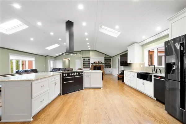 $699,000 | 507 Buttermilk Lane, Bradford Woods, PA 15015
