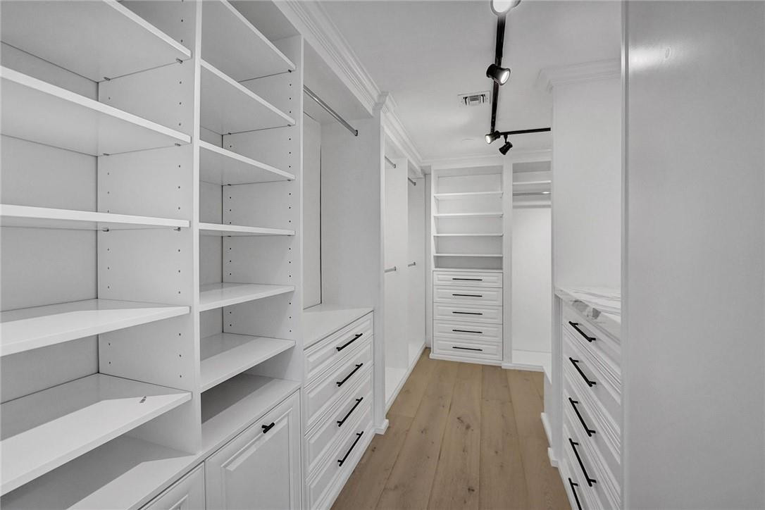 19 Seneca Road Fort Lauderdale, FL 33308 - Photo 28 of 48 Primary bedroom closet