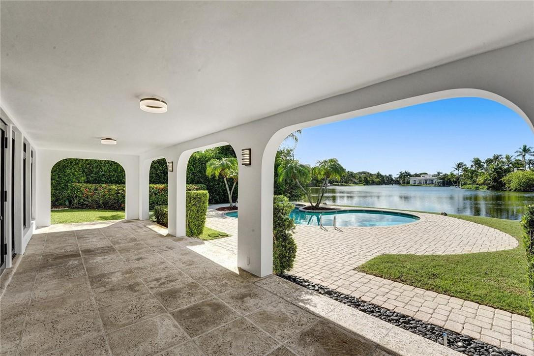 19 Seneca Road Fort Lauderdale, FL 33308 - Photo 38 of 48 Covered patio