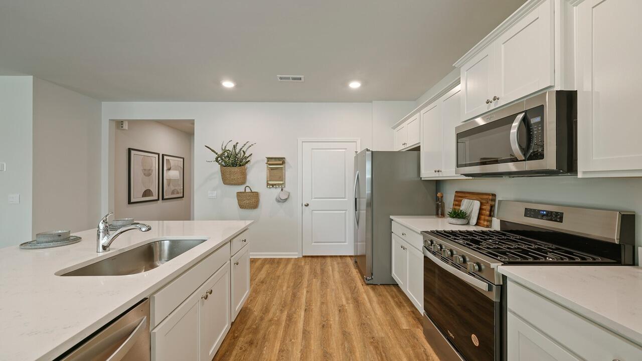 196 Fuller Road Holly Hill, SC 29059 - Photo 12 of 26