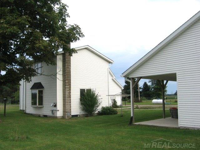 6376 Cribbins Road Croswell, MI 48422 - Photo 5 of 35
