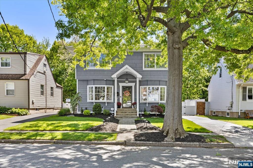 347 West Passaic Avenue Rutherford, NJ 07070 - Photo 2 of 38