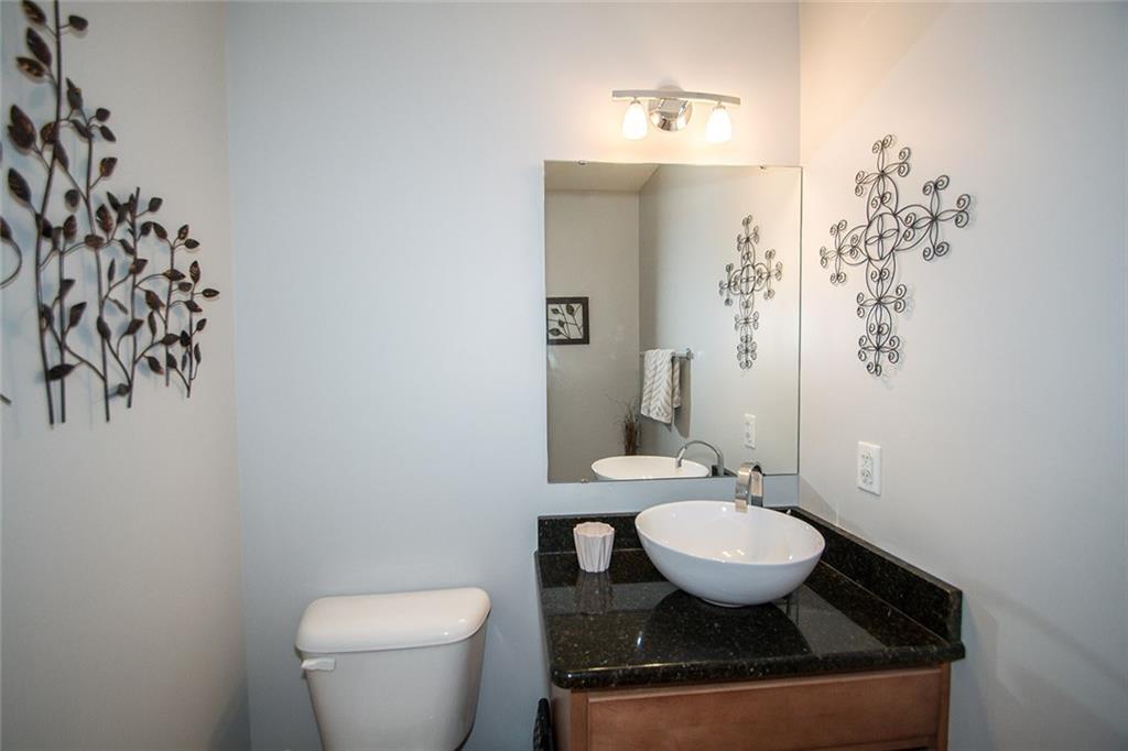 1686 Hummingbird Way Anderson, IN 46013 - Photo 14 of 48