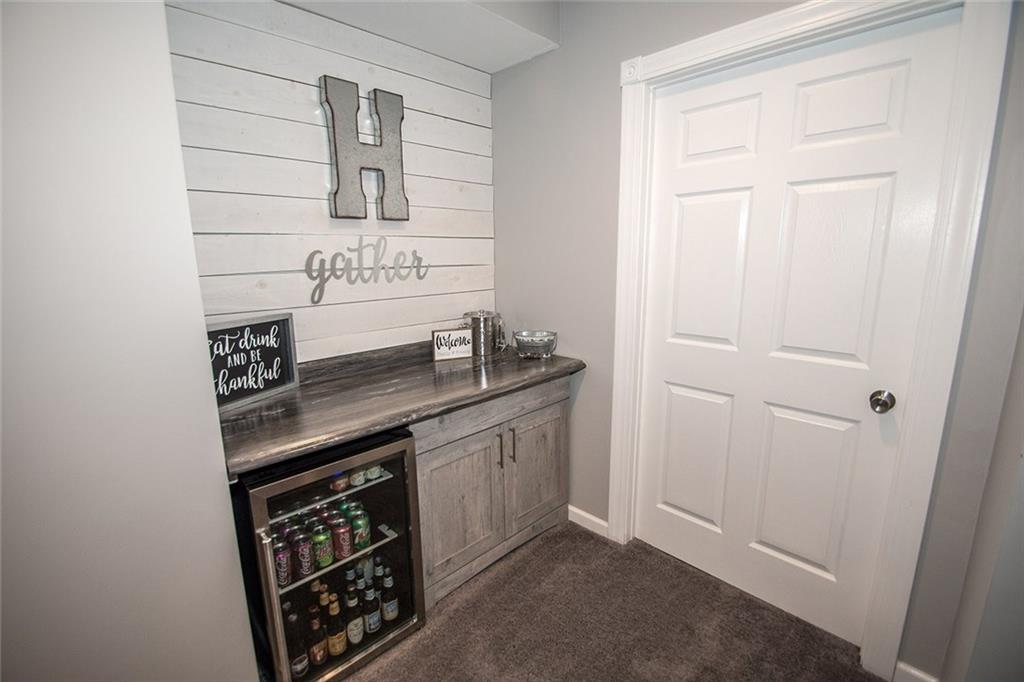 1686 Hummingbird Way Anderson, IN 46013 - Photo 27 of 48
