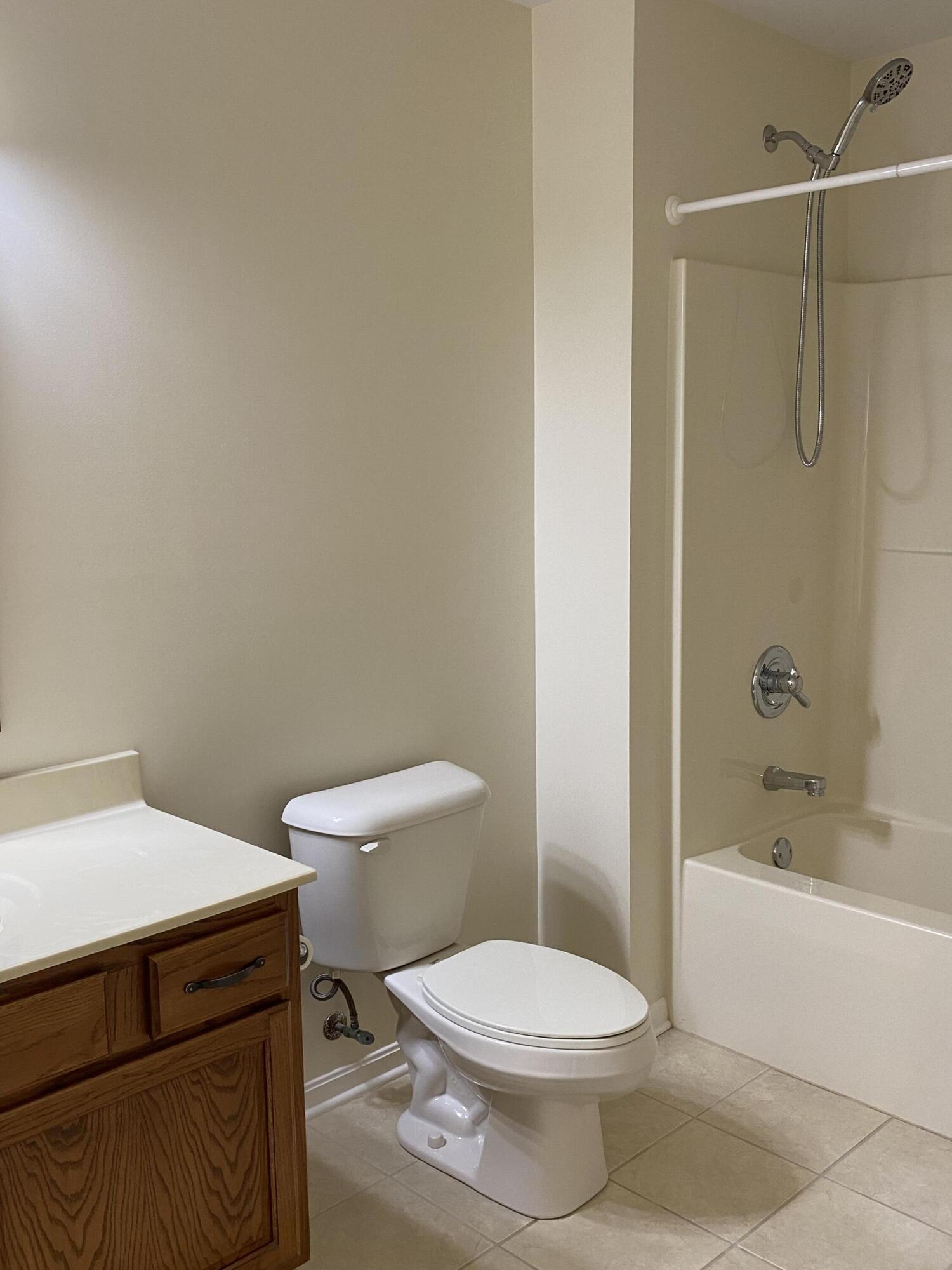 8964 Richmond Road Union, KY 41091 - Photo 13 of 48 Guest bath has ceramic tile floors.