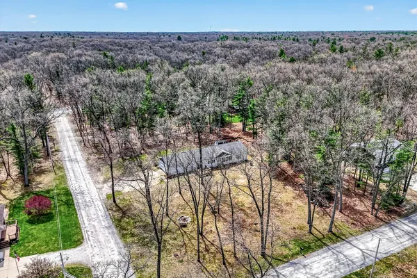 $325,000 | 6243 Wildrose Way, Twin Lake, MI 49457