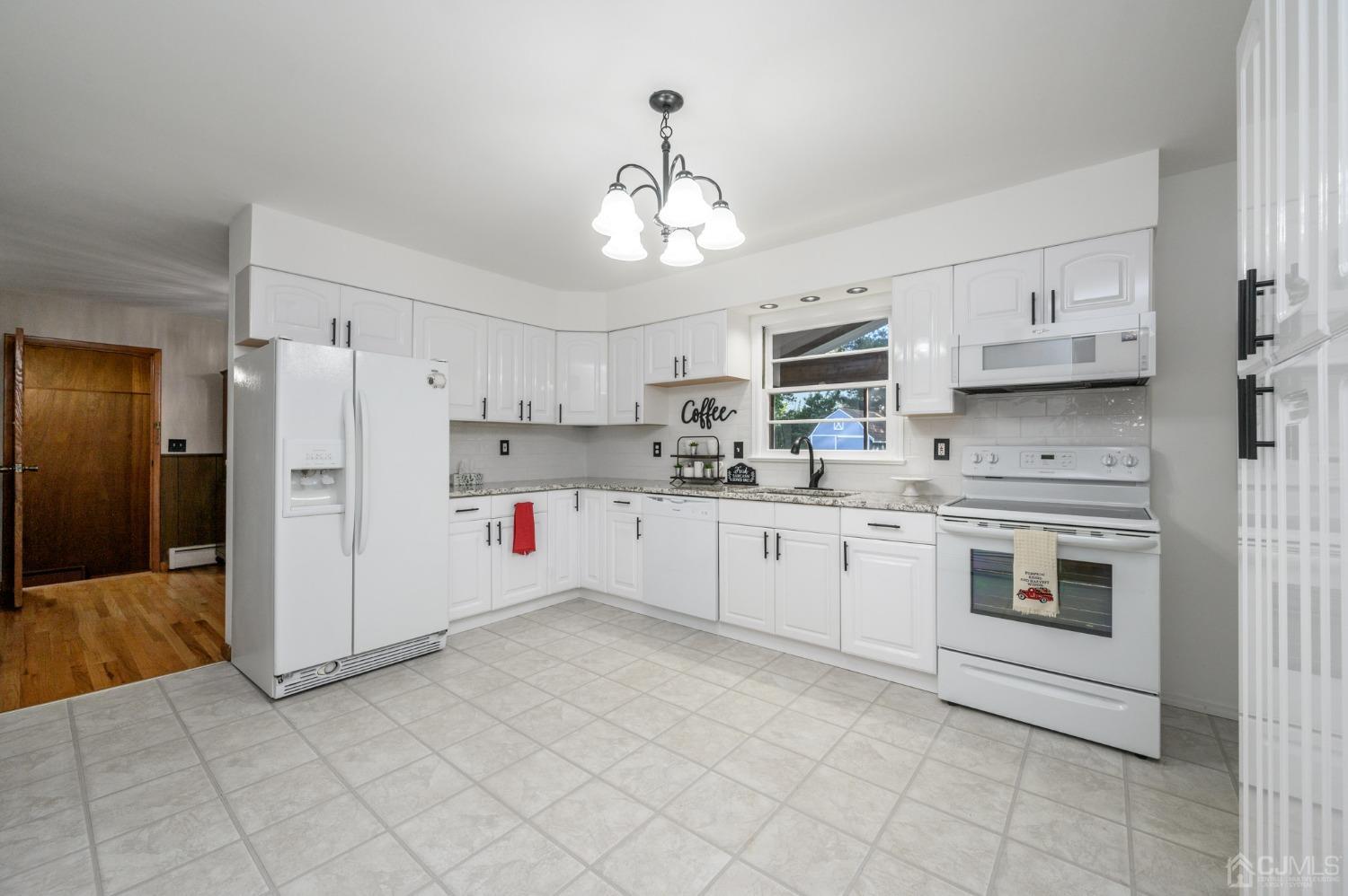 620 Thiele Road Brick, NJ 08724 - Photo 9 of 44 Gallery Image 9
