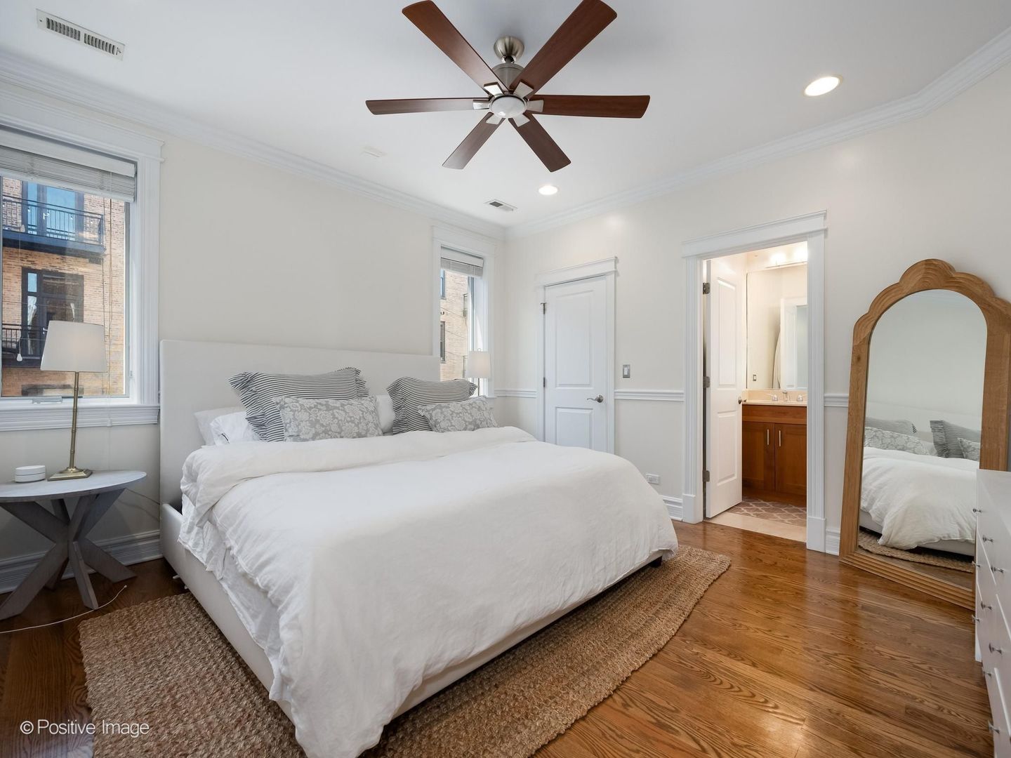 1037 West Monroe Street, Unit 3 Chicago, IL 60607 - Photo 8 of 16 Gallery Image 8