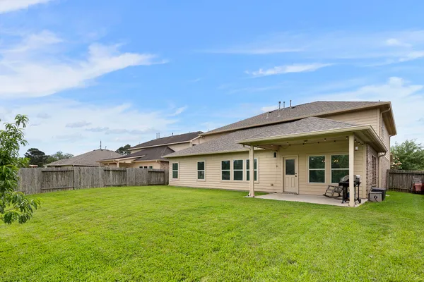 $490,000 | 22810 Dale River Road, Tomball, TX 77375