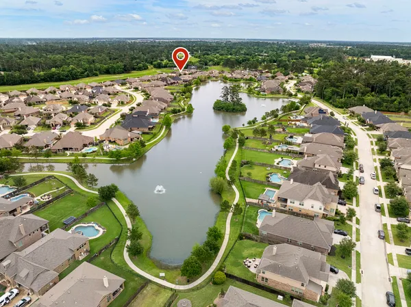 $490,000 | 22810 Dale River Road, Tomball, TX 77375