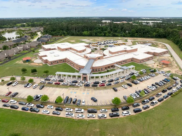 $490,000 | 22810 Dale River Road, Tomball, TX 77375