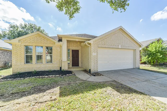 $2,200 | 18531 Windy Village Lane, Katy, TX 77449