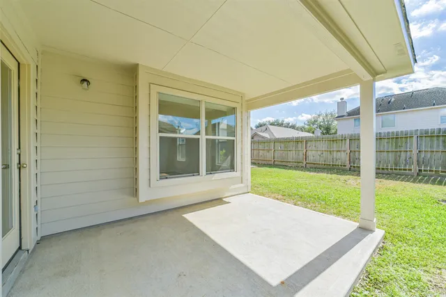 a view of an outdoor space