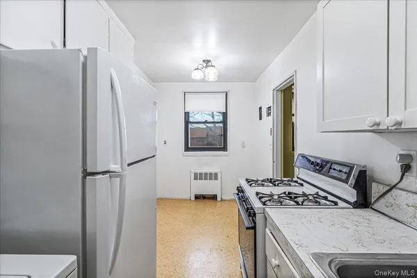 $308,000 | 58-33 246th Crescent, Unit C14 UPPER | Douglaston