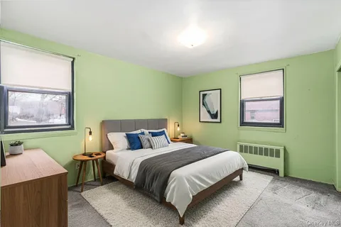 $308,000 | 58-33 246th Crescent, Unit C14 UPPER | Douglaston