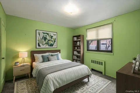 $308,000 | 58-33 246th Crescent, Unit C14 UPPER | Douglaston