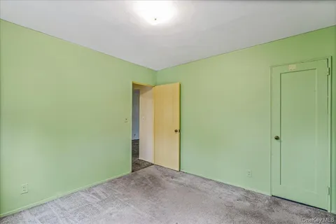 $308,000 | 58-33 246th Crescent, Unit C14 UPPER | Douglaston