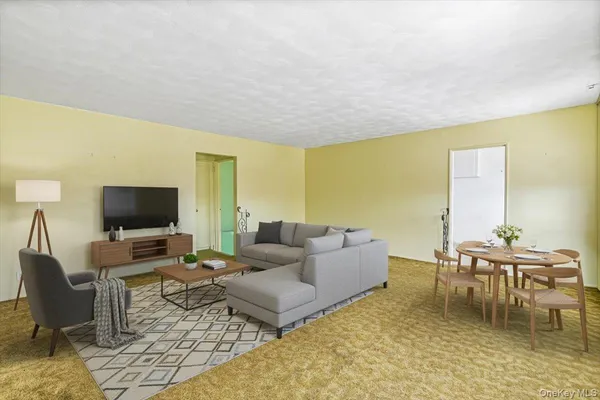 $308,000 | 58-33 246th Crescent, Unit C14 UPPER | Douglaston