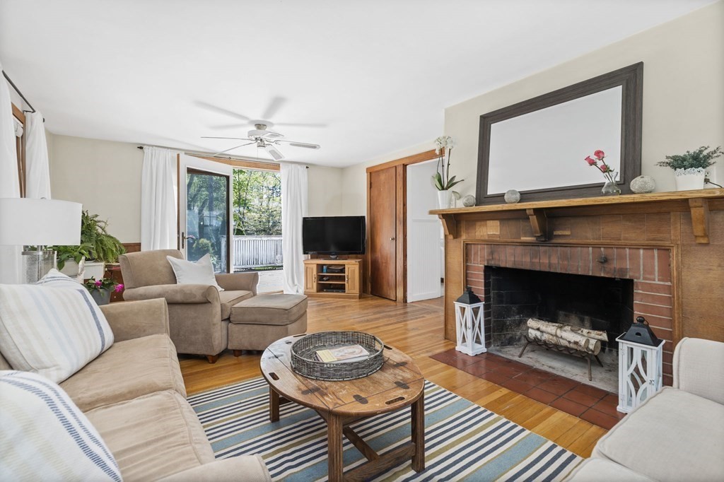 5 Marshall Road Hingham, MA 02043 - Photo 9 of 29 Gallery Image 9