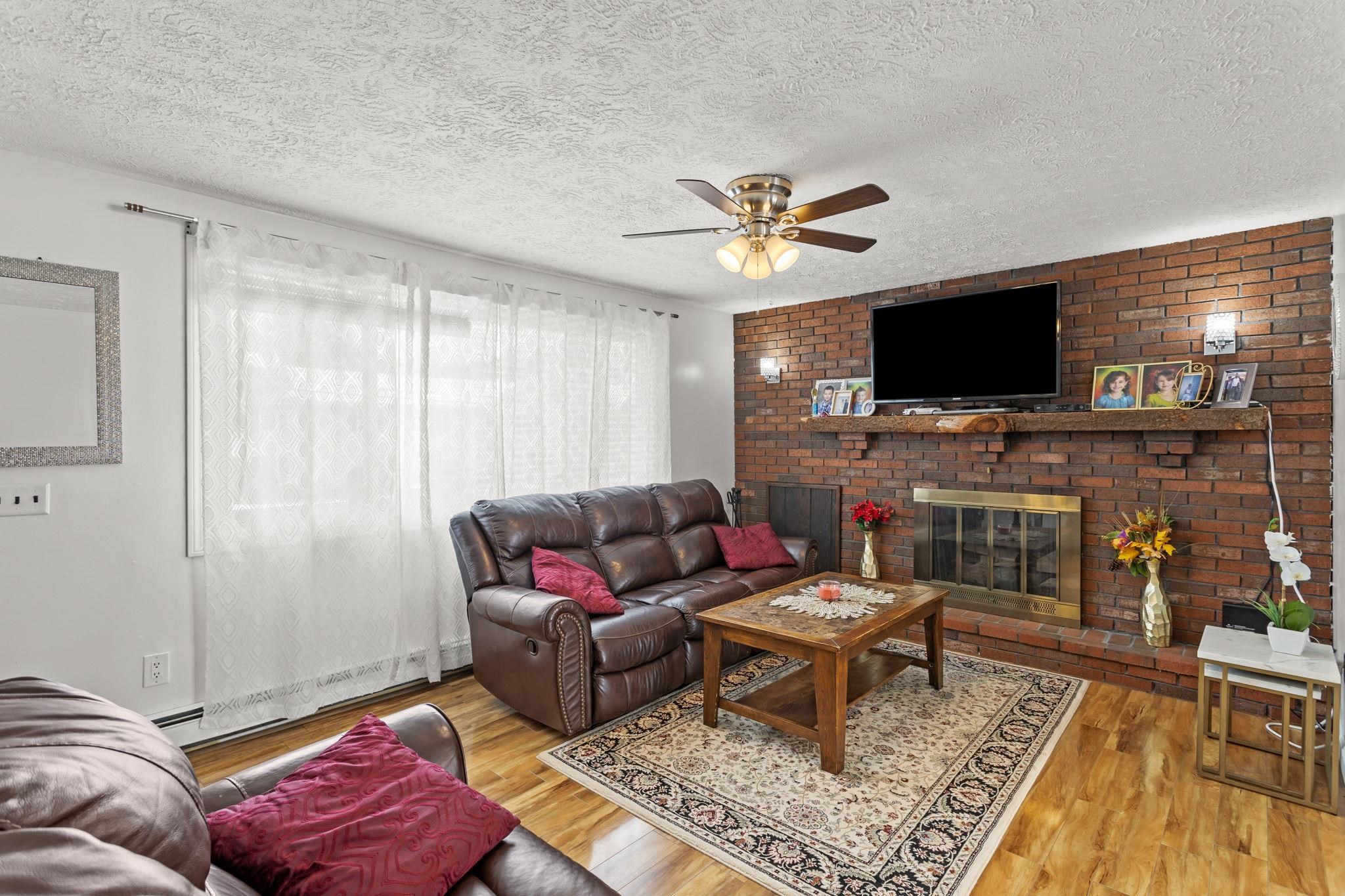 109 Weston Road Manchester, NH 03103 - Photo 10 of 36