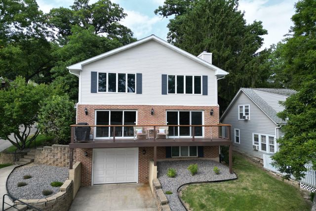 W4298 Oriole Drive, Lake Geneva, WI 53147