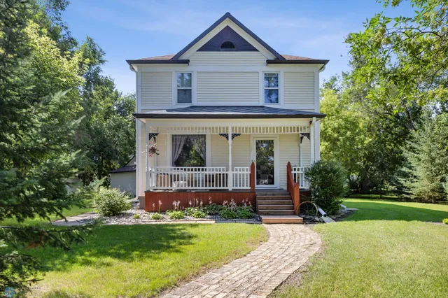 $294,900 | 107 Miles Avenue, Wolverton, MN 56594