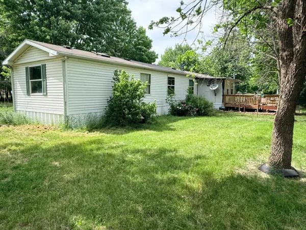 $75,000 | 400 Dewey Street, Walnut Grove, MN 56180