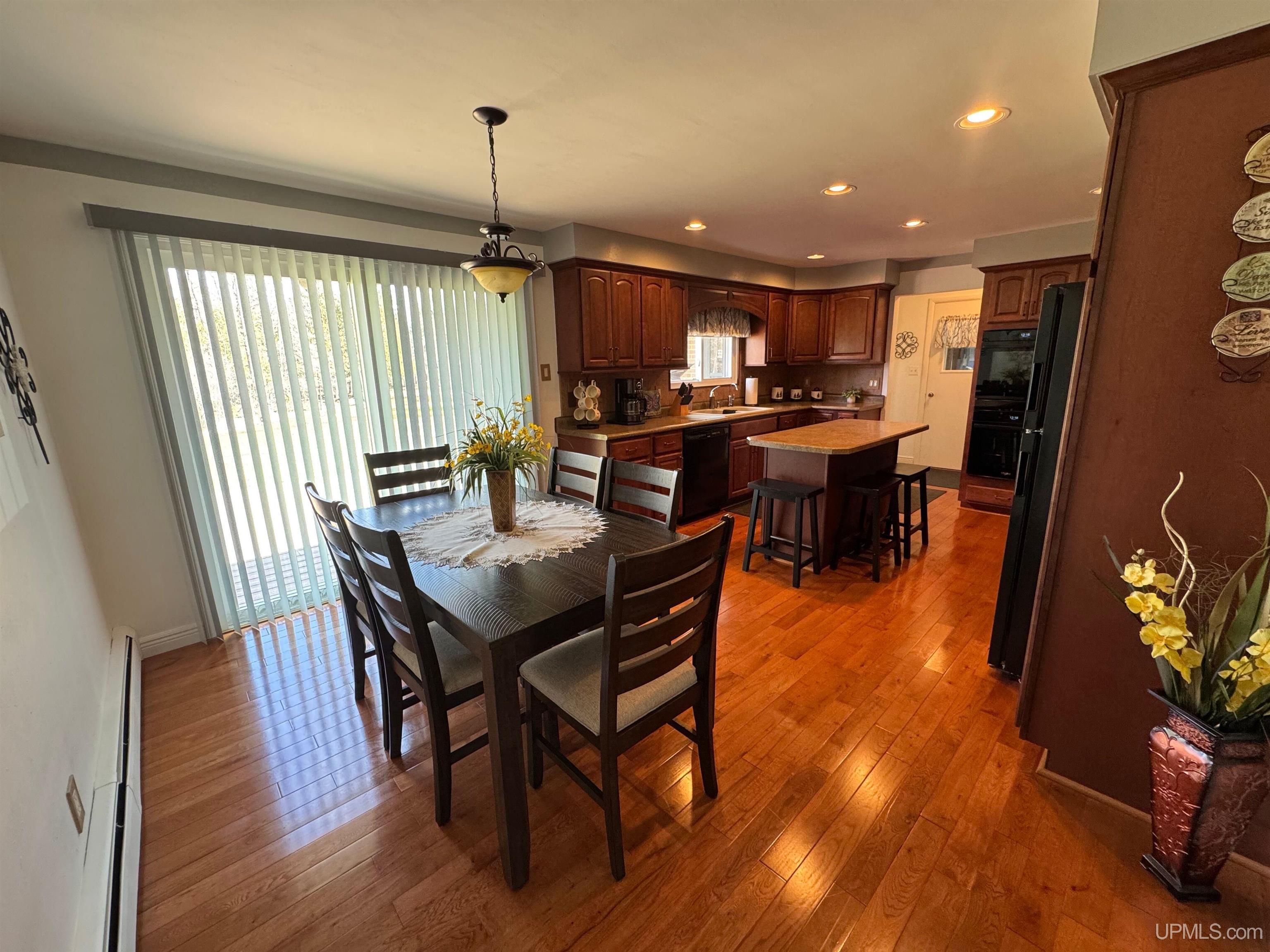 8610 County 426 L R Road Gladstone, MI 49837 - Photo 11 of 24
