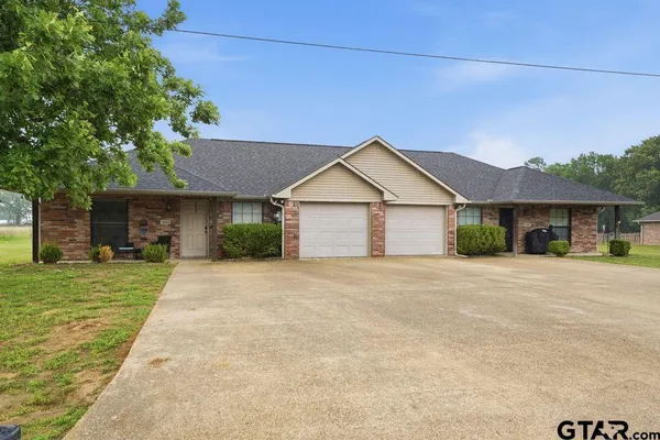 $403,000 | 13330-13332 Country Meadow Lane, Lindale, TX 75771