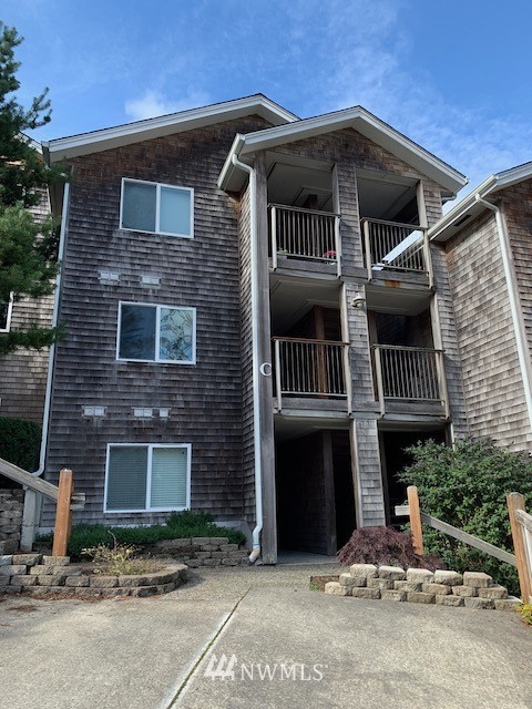 2815 Willows Road, Unit 120 Seaview, WA 98644 - Photo 2 of 25 Gallery Image 2