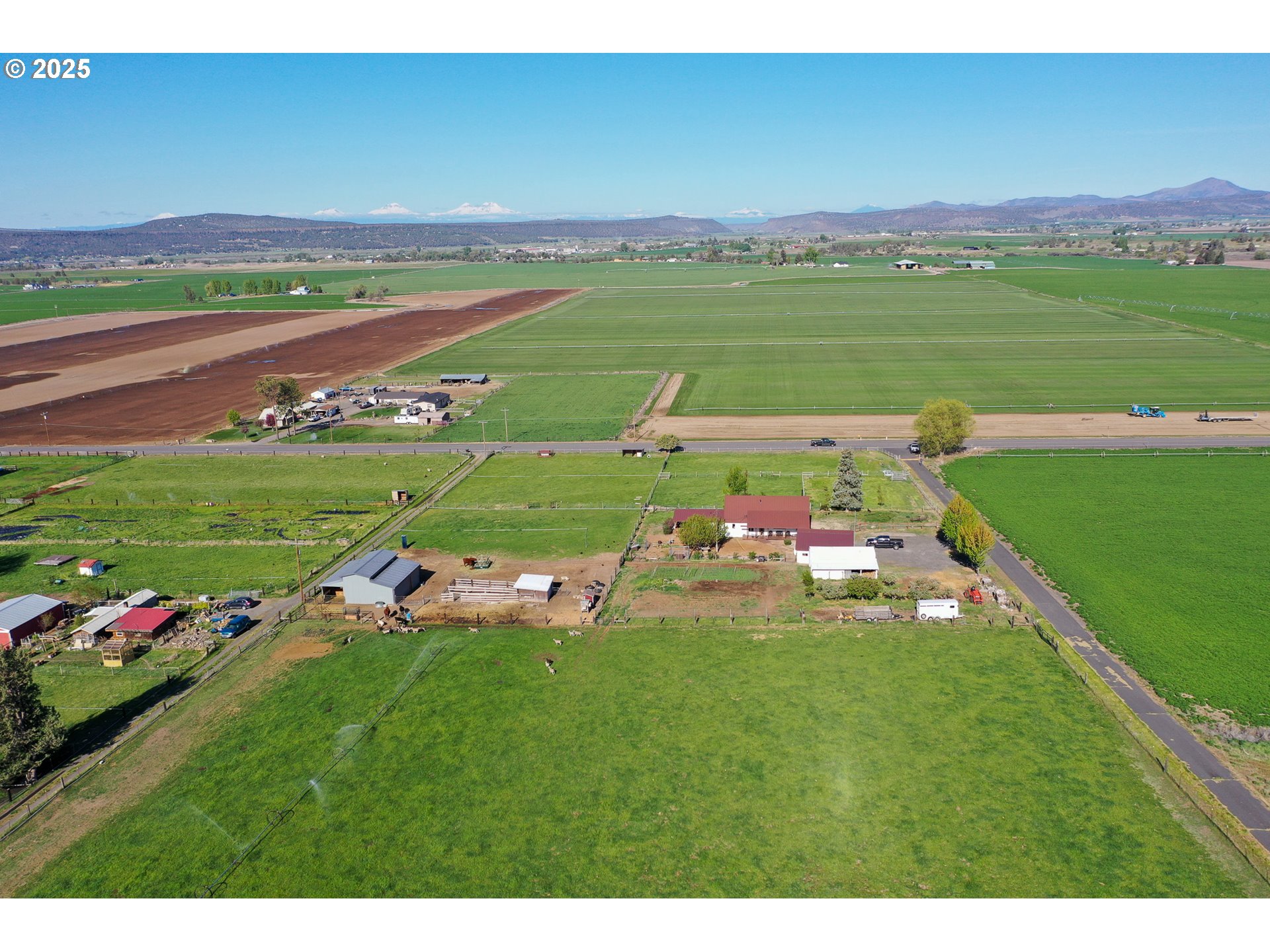 4664 North Mckay Road Prineville, OR 97754 - Photo 11 of 44