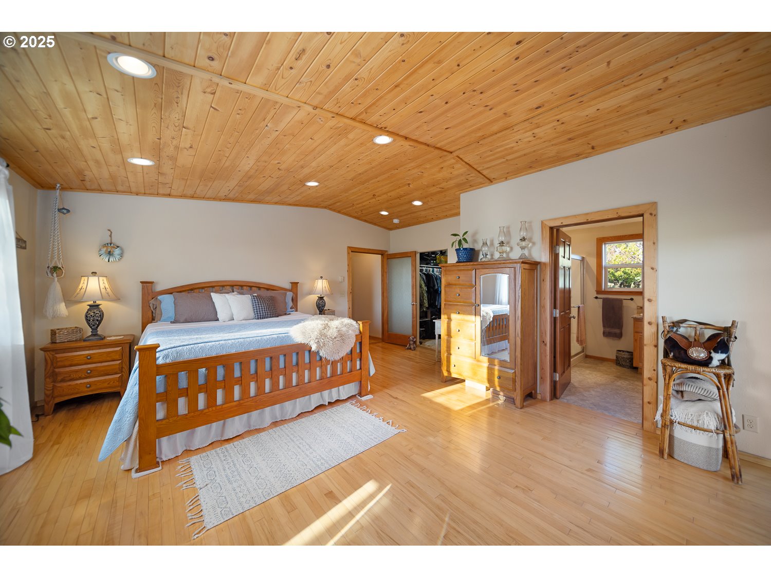 4664 North Mckay Road Prineville, OR 97754 - Photo 22 of 44