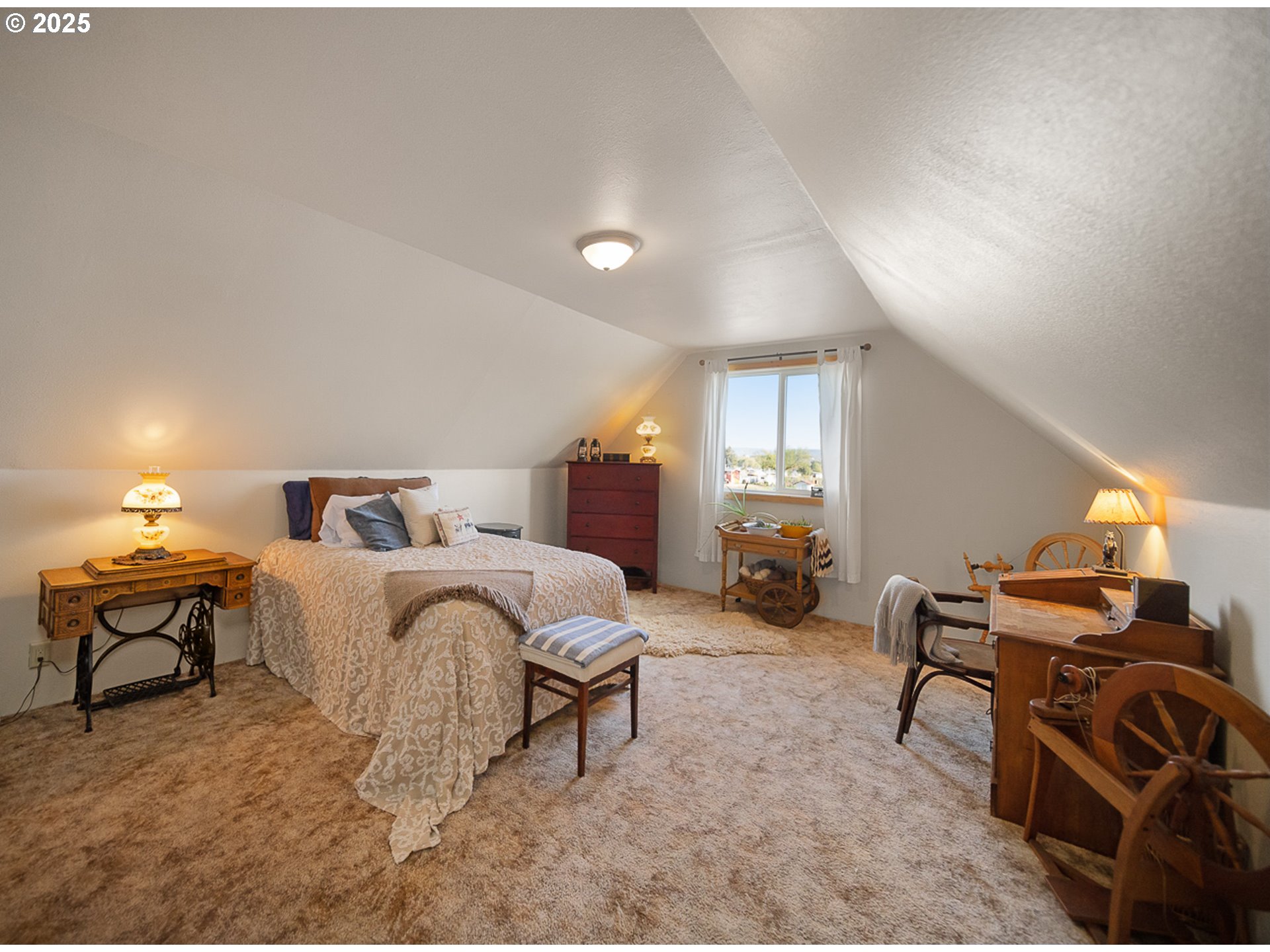 4664 North Mckay Road Prineville, OR 97754 - Photo 27 of 44