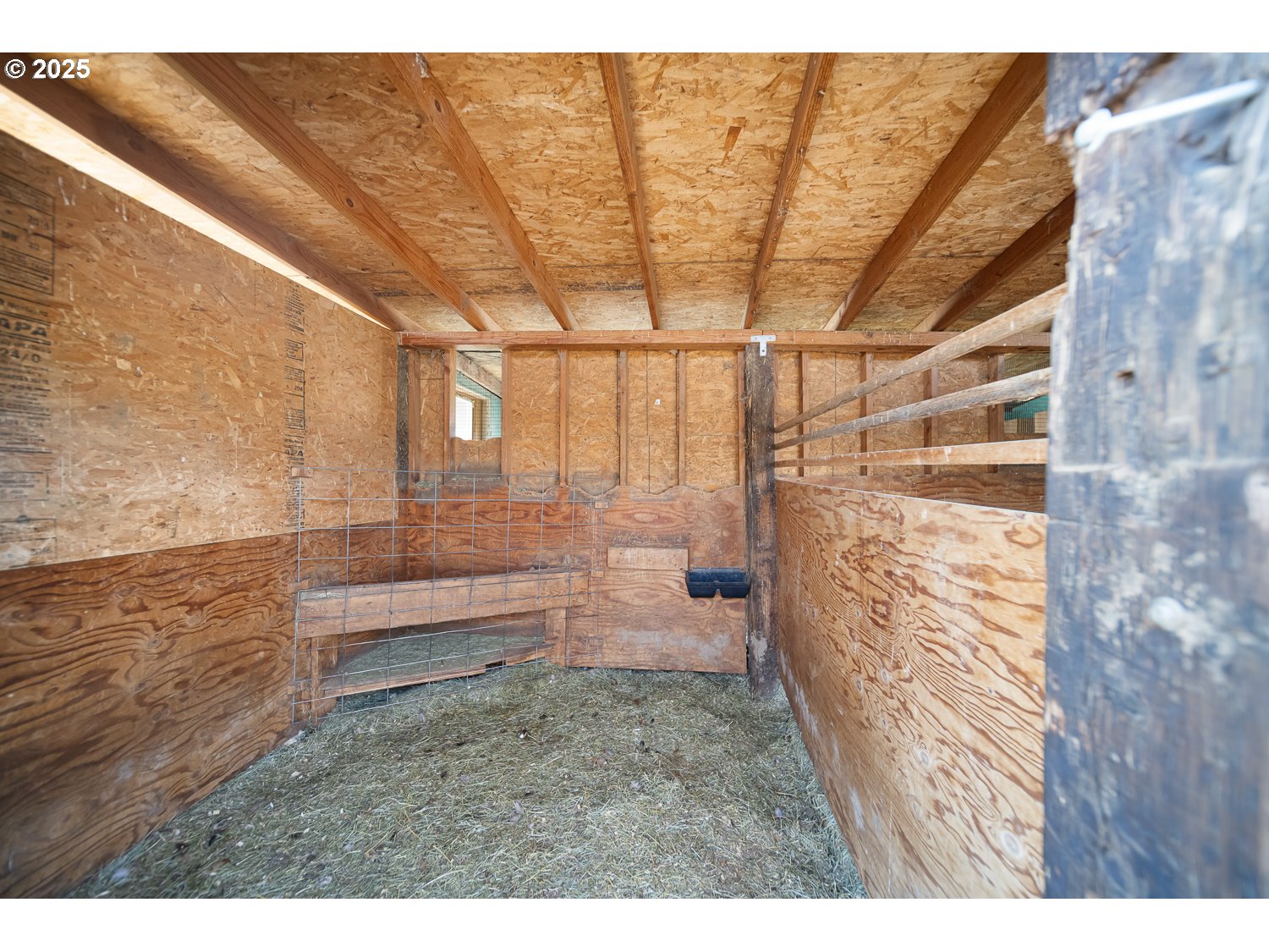 4664 North Mckay Road Prineville, OR 97754 - Photo 39 of 44