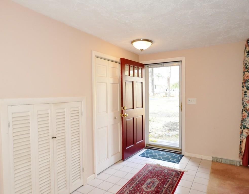 36 Agawam Road Acton, MA 01720 - Photo 3 of 20 Gallery Image 3