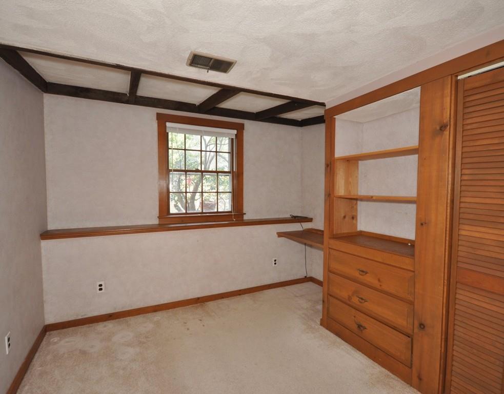 36 Agawam Road Acton, MA 01720 - Photo 10 of 20 Gallery Image 10