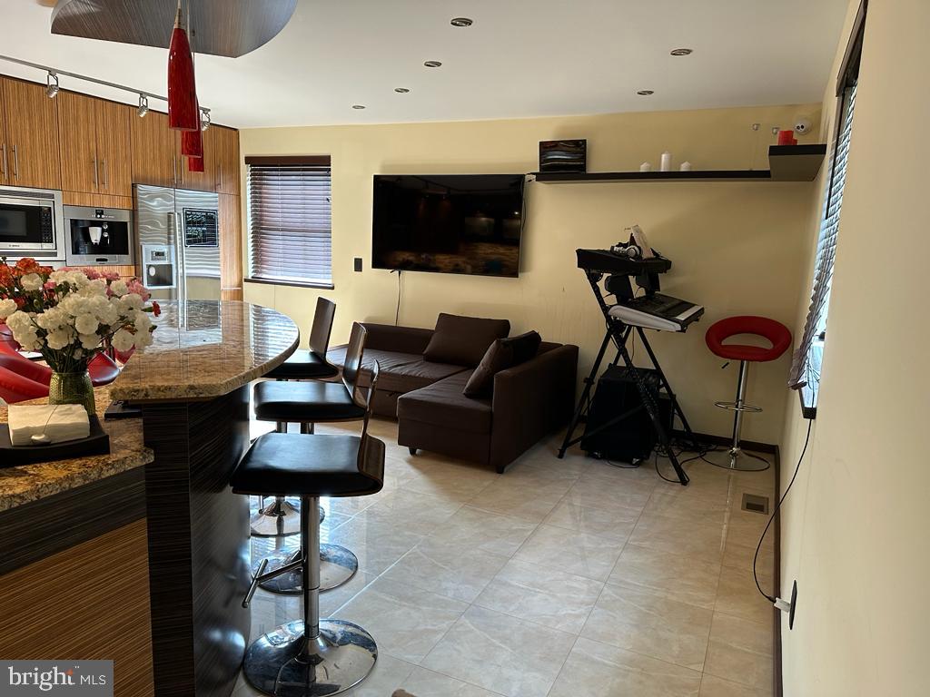 11701 Lockart Road Philadelphia, PA 19116 - Photo 16 of 51 Gallery Image 16