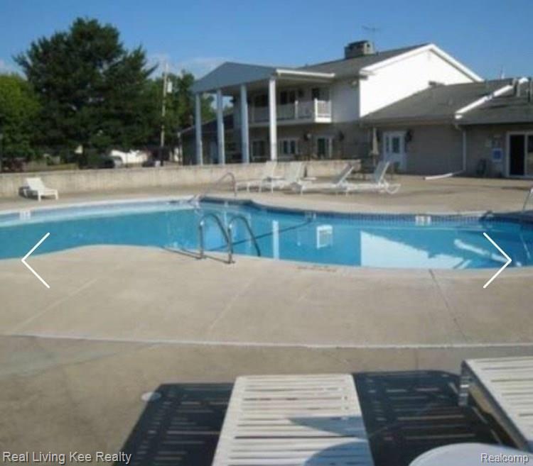 129 Stratford Lane Rochester Hills, MI 48309 - Photo 16 of 18