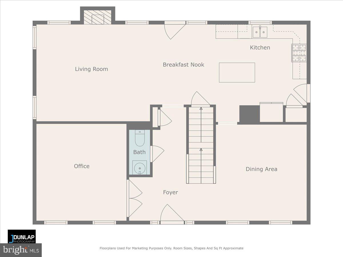 4586 Kieland Ridge Road Fairfax, VA 22030 - Photo 14 of 47 First Floor