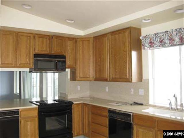 1024 University Ridge Drive Reno, NV 89512 - Photo 5 of 9 Photo 5