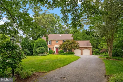 $925,000 | 8391 Vineland Court, Millersville, MD 21108