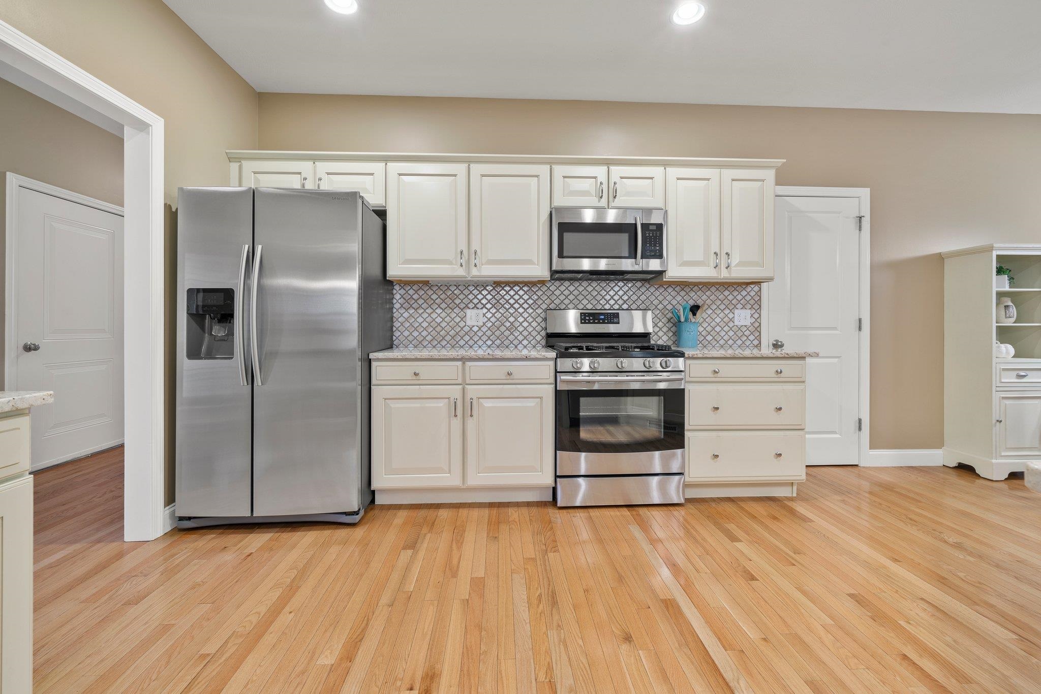 25 Brookview Road Windham, NH 03087 - Photo 19 of 39