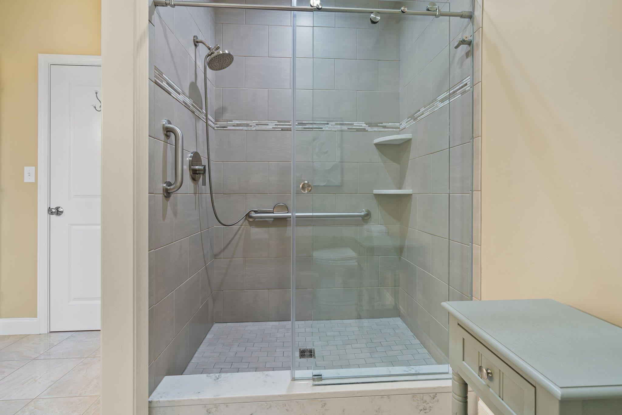 25 Brookview Road Windham, NH 03087 - Photo 5 of 39