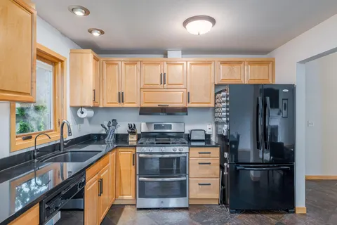 $565,000 | 2840 Mayflower Avenue, Minnetonka, MN 55305