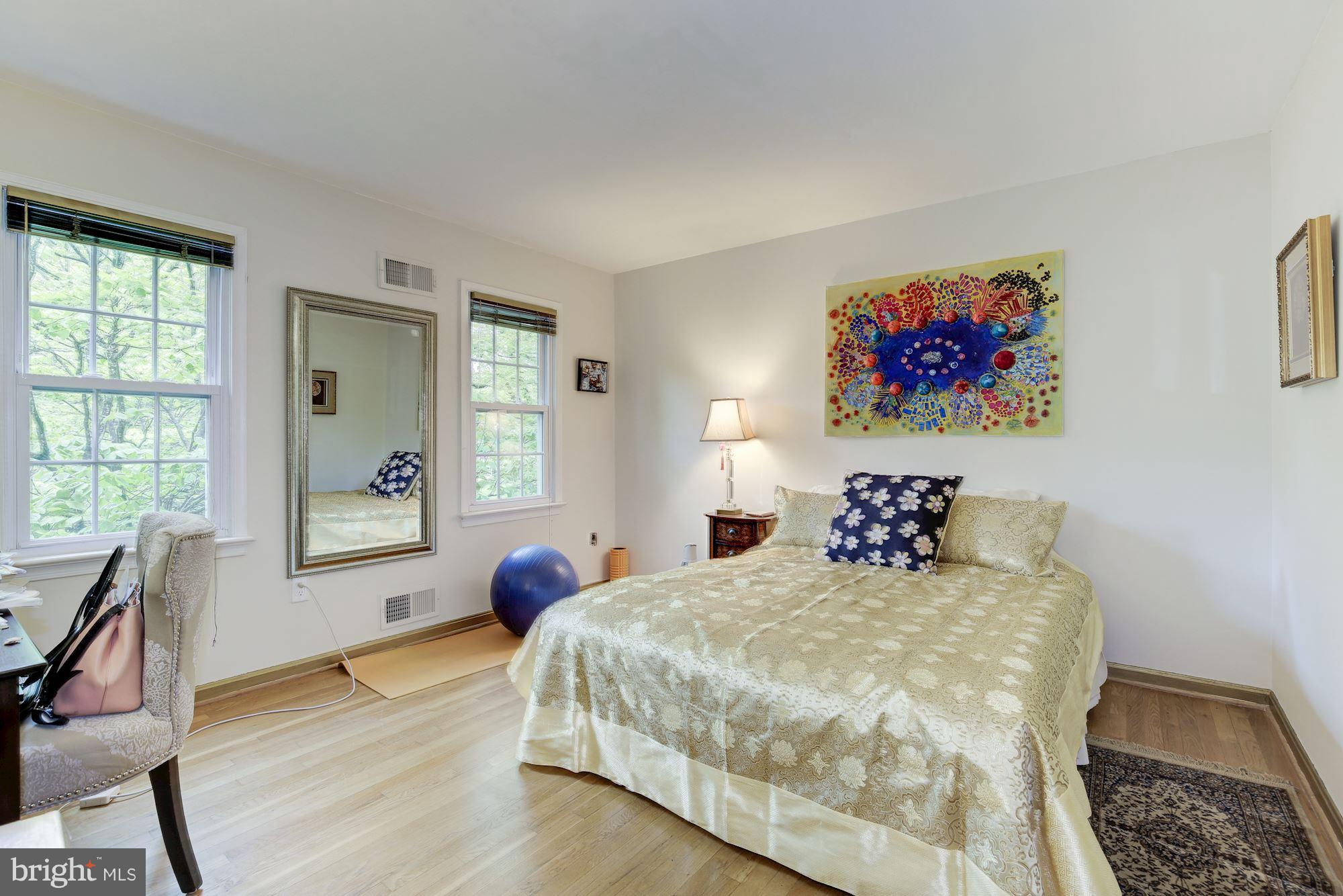 8504 Atwell Road Potomac, MD 20854 - Photo 21 of 30 Bedroom