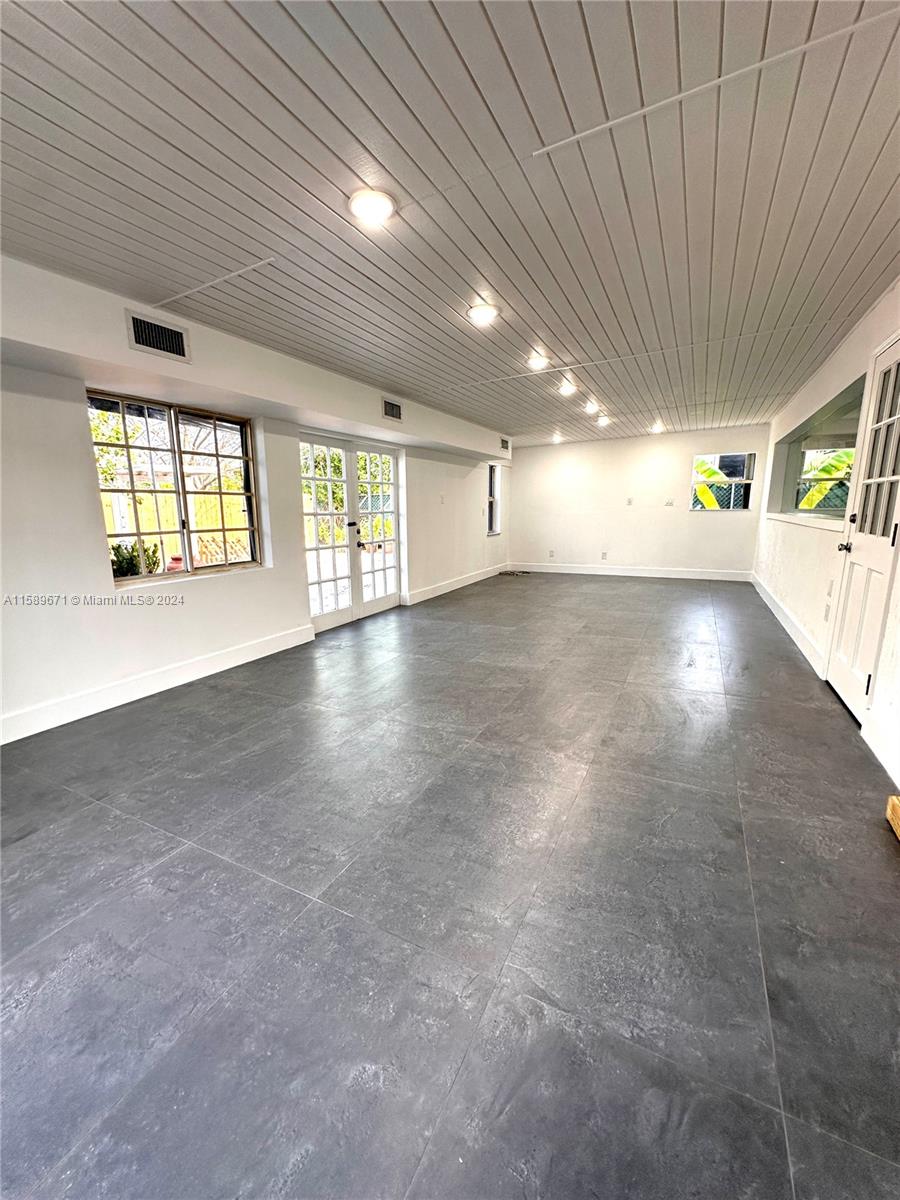 3952 Southwest 136th Avenue, Unit 1 Miami, FL 33175 - Photo 17 of 22 Covered terrace with A/C