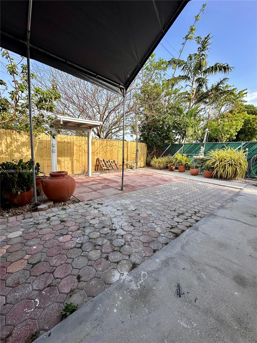3952 Southwest 136th Avenue, Unit 1 Miami, FL 33175 - Photo 18 of 22