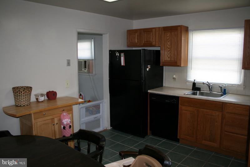 1673 Glenn Road Lancaster, PA 17601 - Photo 11 of 17 Gallery Image 11