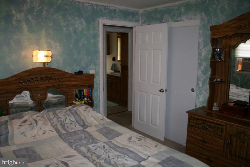 1673 Glenn Road Lancaster, PA 17601 - Photo 6 of 17 Gallery Image 6